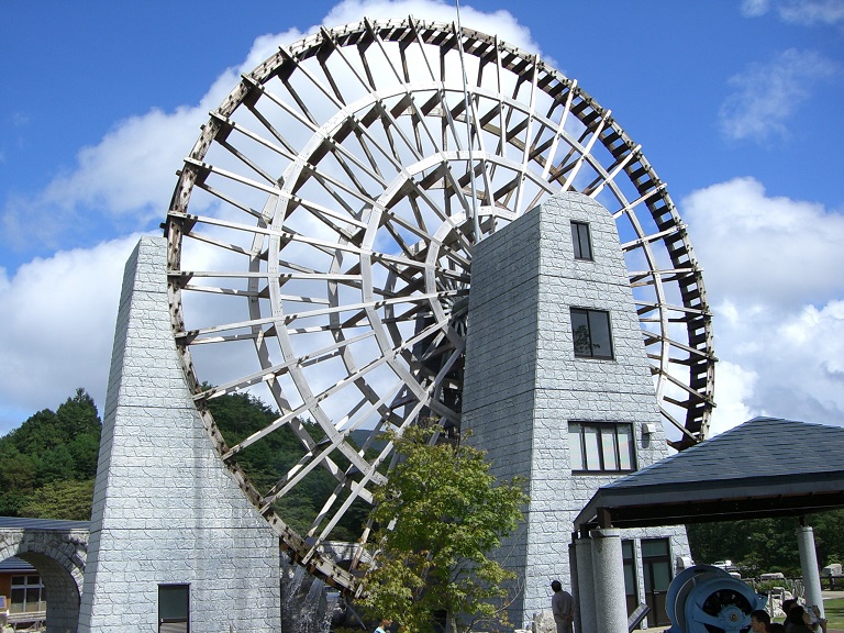 Waterwheel | Michinoeki Obaachan-ichi Yamaoka