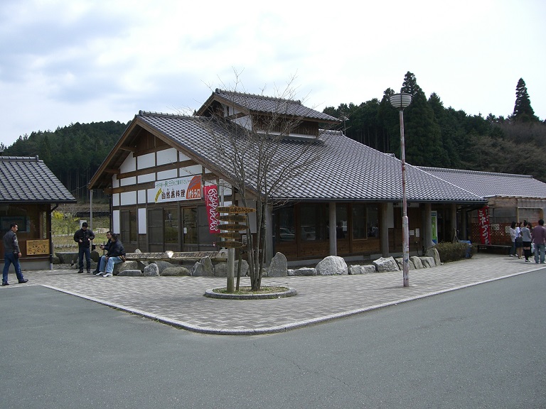 Michinoeki Facilities | Michinoeki Tsukude Tezukurimura