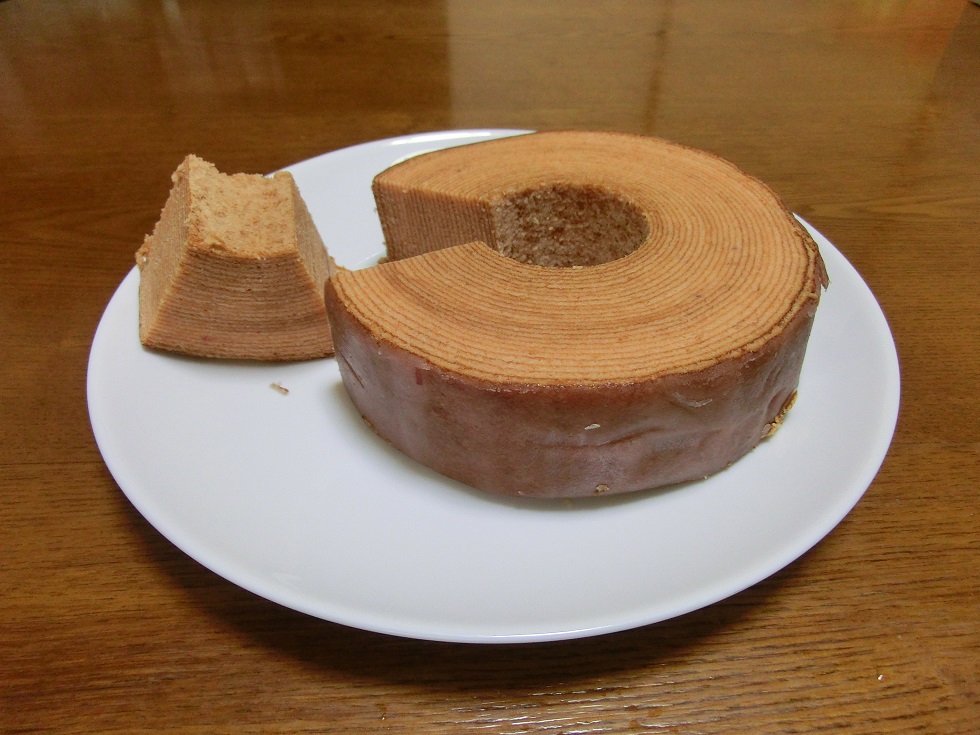 the baumkuchen that can't be tweeted | Michinoeki Tsukawage