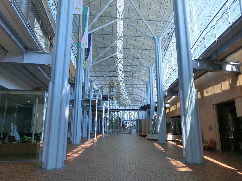 inside of Galleria | Michinoeki Galleria Kameoka